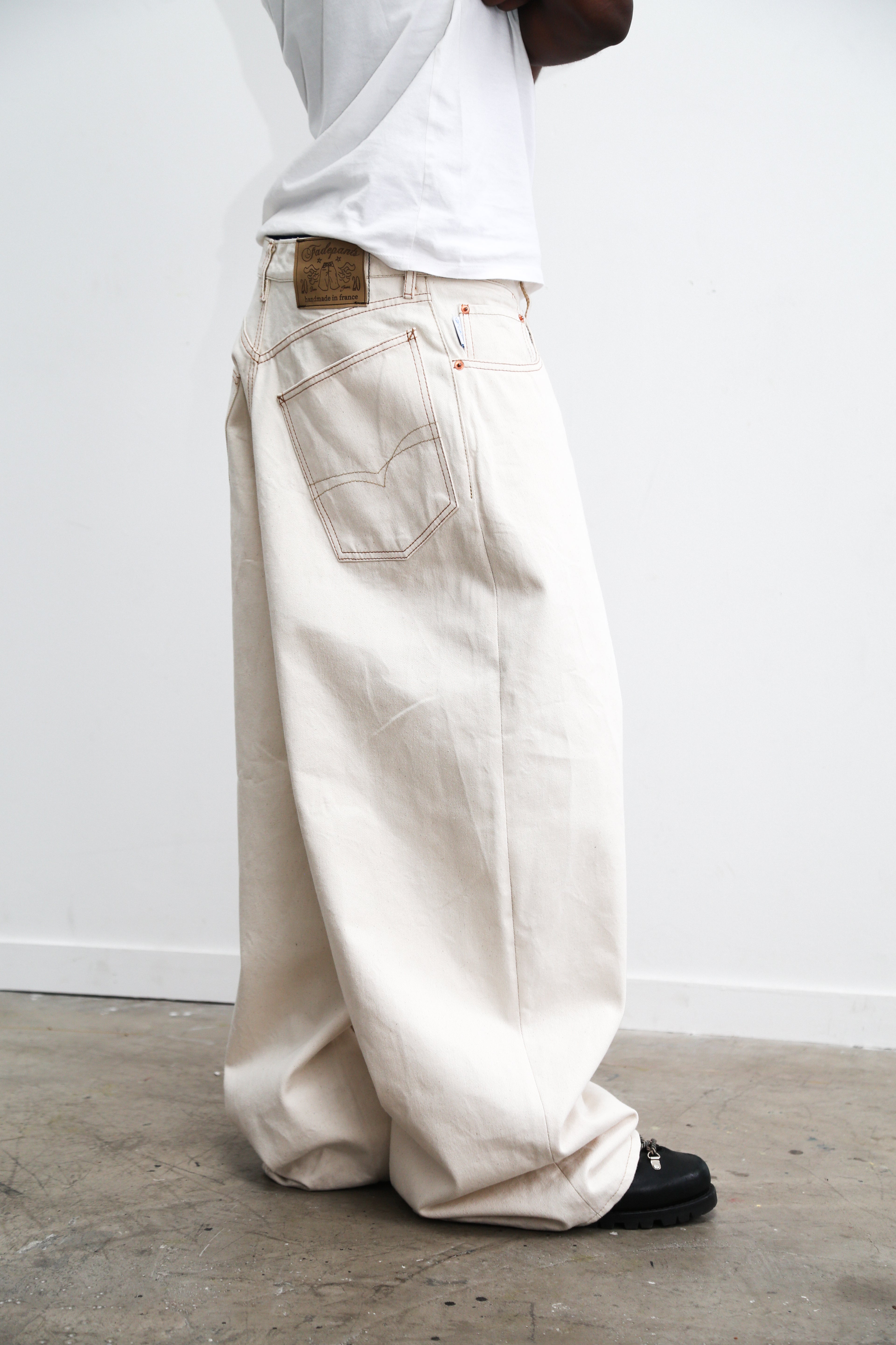 パンツ Fadepans Super Baggy Jeans - Natural Super Baggy Jeans - Natural – fadepants